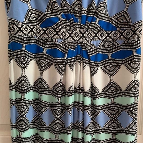 Donna Morgan Multicolored Sleeveless Slit Dress Size 16 - Picture 16 of 17